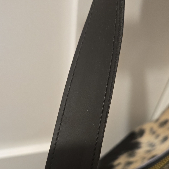 Cow Print Viral Shoulder Bag! - Picture 5 of 6